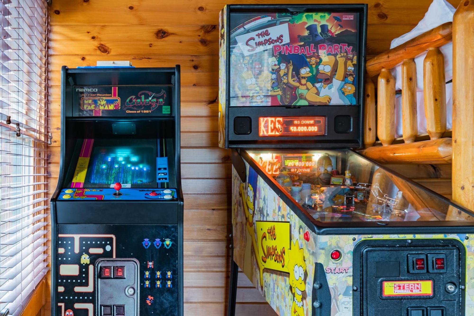 Spacious Resort Log Cabin, Easy Drive, Hot Tub, Arcade Gameroom, Mountain Vibe Gatlinburg Ngoại thất bức ảnh