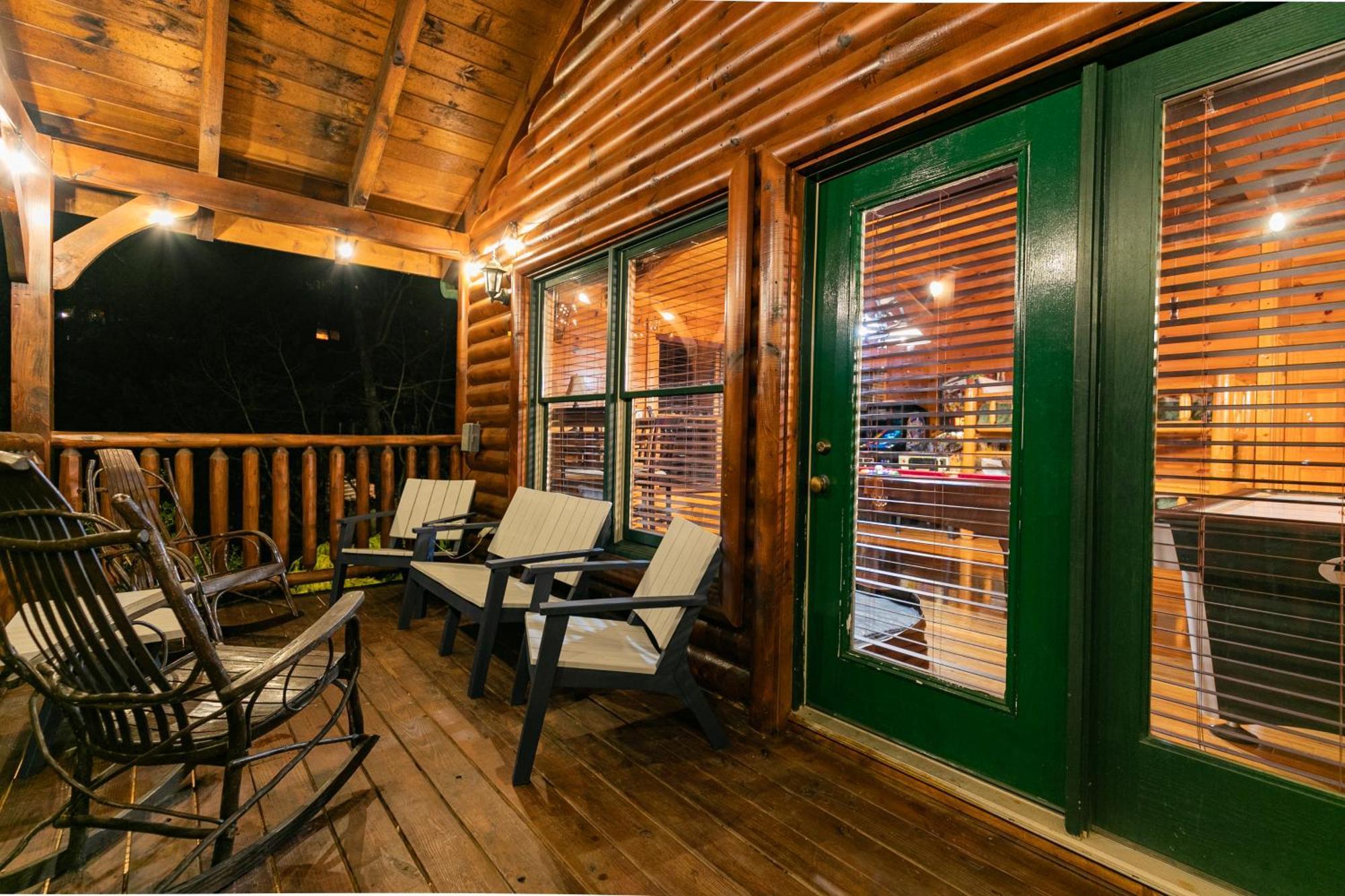 Spacious Resort Log Cabin, Easy Drive, Hot Tub, Arcade Gameroom, Mountain Vibe Gatlinburg Ngoại thất bức ảnh
